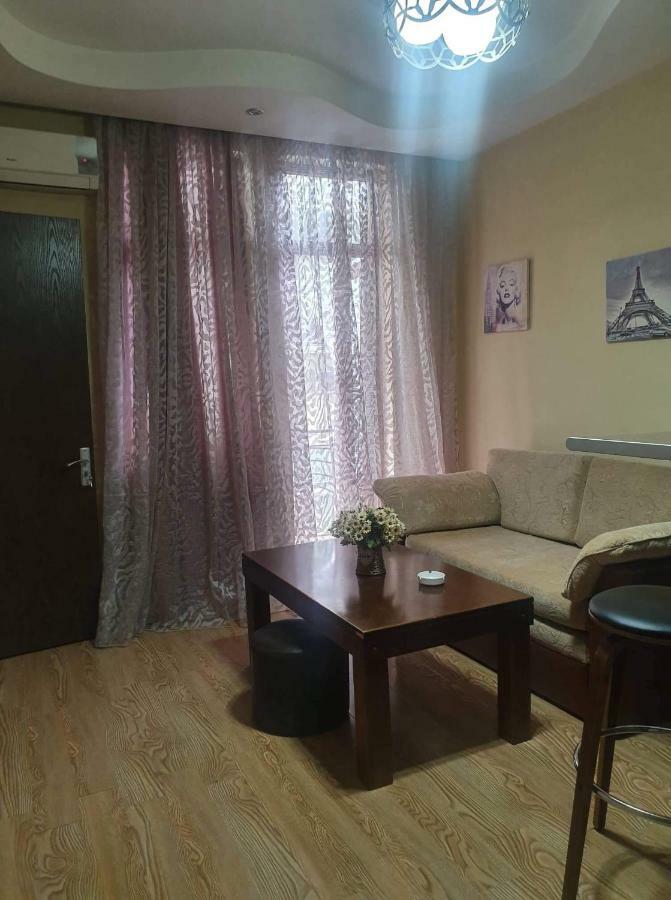 Batumi Elite Apartment Екстер'єр фото
